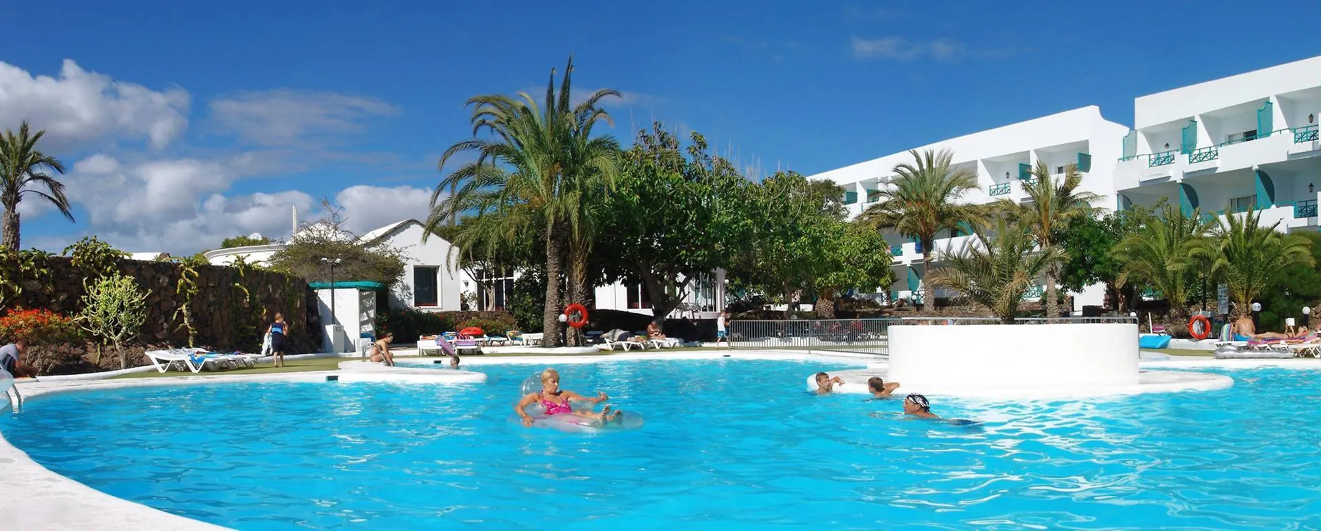 Apartamentos Ficus Costa Teguise 0*,  Spanyolország